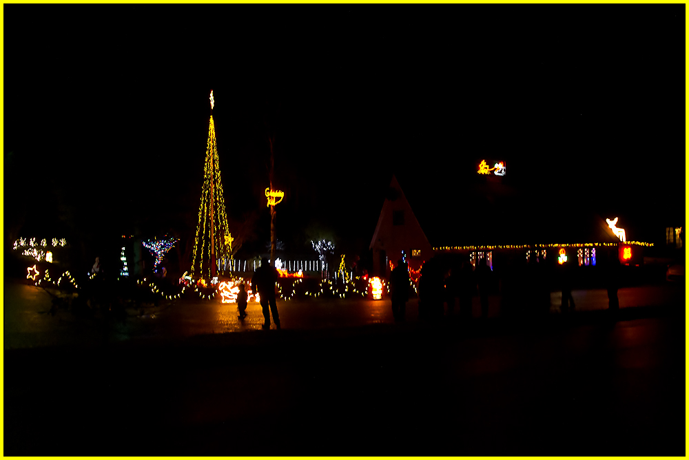 IMGP7673.jpg - UGE 47 : Tænding af julebelysning hos brormand.  