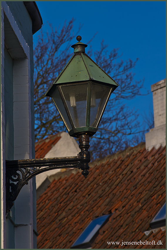 IMGP6422.jpg - UGE 8: Gadelampe på hjørnet af Nørrebakke og Skindergade.